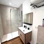 Carina- 2-4 Pers- Standing Hyper Centre Climatise Apartmán