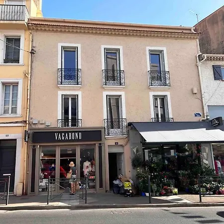 Carina- 2-4 Pers- Standing Hyper Centre Climatise